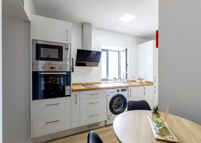 Sun House A Calheta (Madeira)