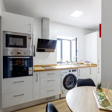 Sun House A Calheta (Madeira)