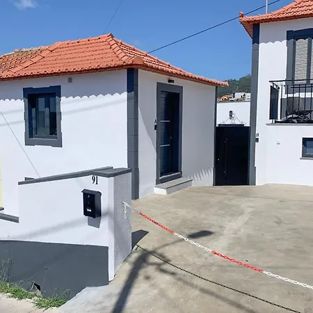 Apartment Sun House A - Refugio Na